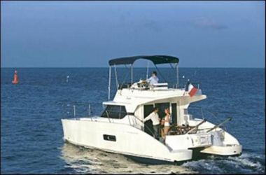 35' 2007 Fountaine Pajot HIGHLAND